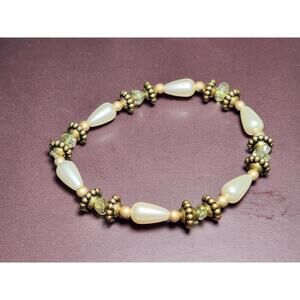 Costume Jewelry Beaded Stretch Bracelet Pearl Antique Gold Crystal